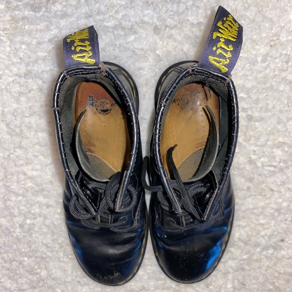 DOC MARTENS Size 9 - Picture 3 of 8